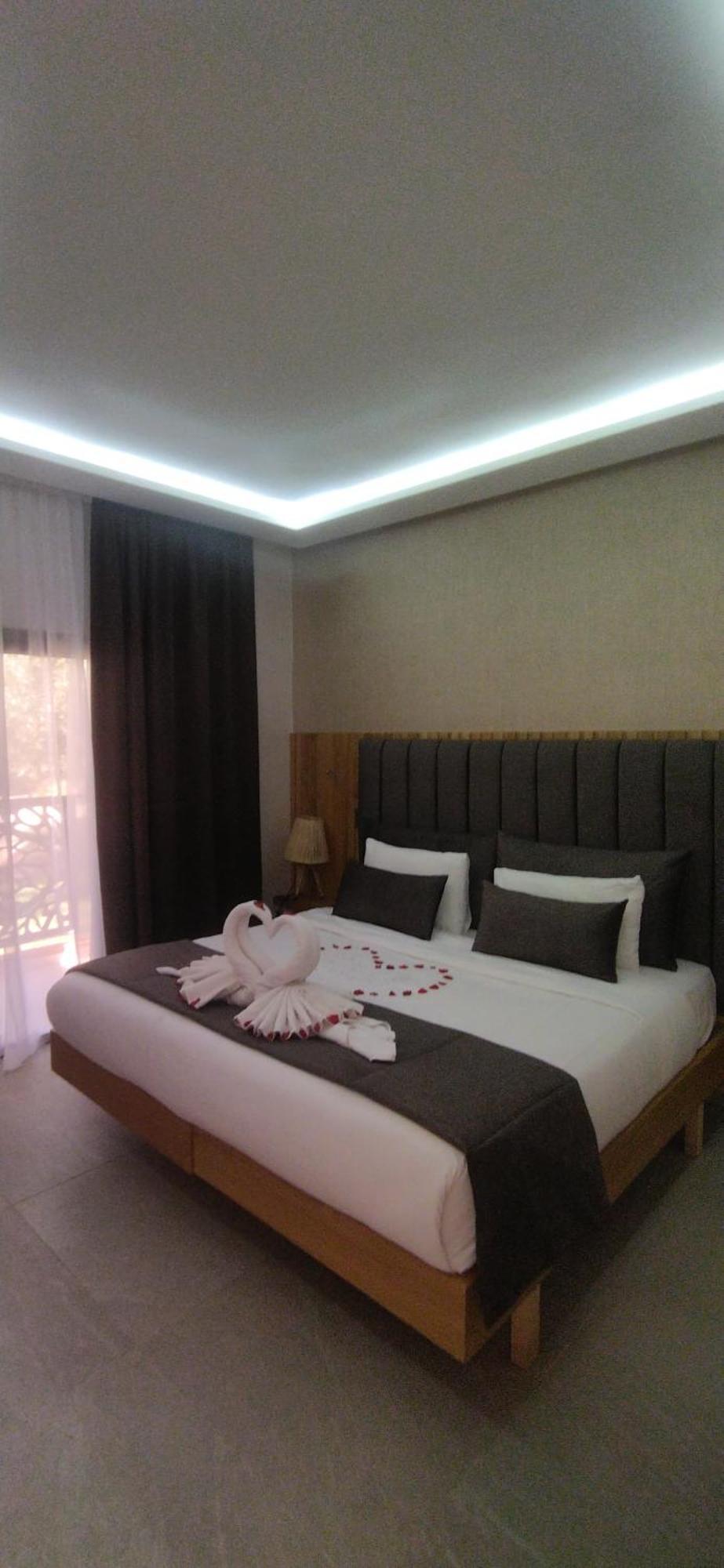 Ourika Camp & El Harkat